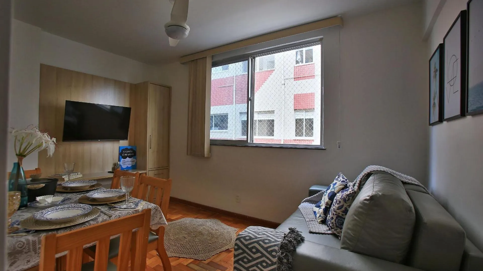 50 M Da Praia Do Forte Cabo Frio Rj, 2 Quartos Sendo Que 1 Com Ar Condicionado ,Cozinha ,2 Banheiros, Garagem Wi Fi 0*,